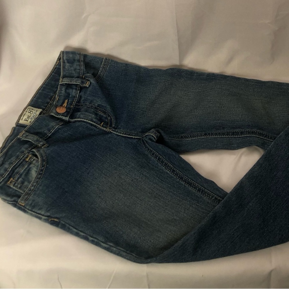 Preowned Children’s Place denim jeans Kids size 6